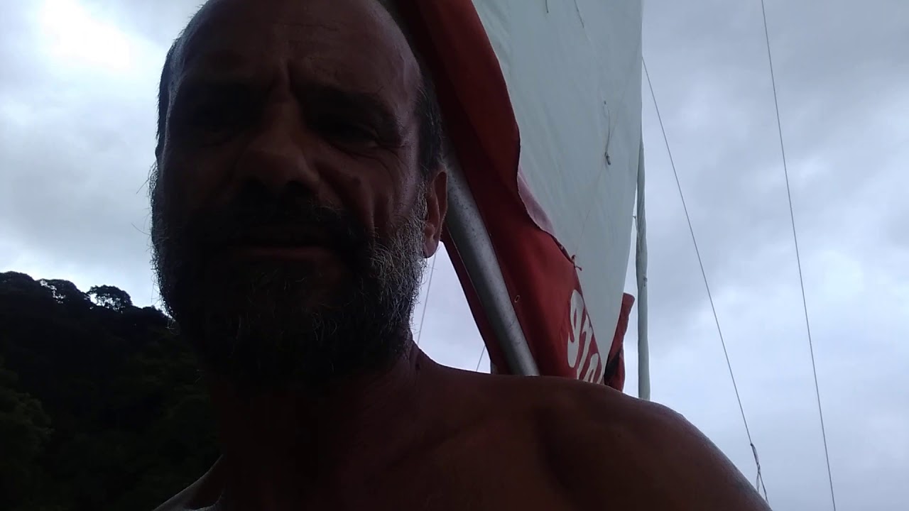 Parada pra galera curtir uma praia! Veleiro Volare -  Passeio de barco em Paraty