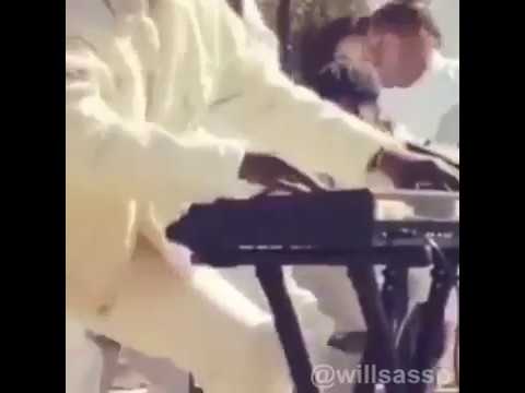 kanye-west-keyboard-meme