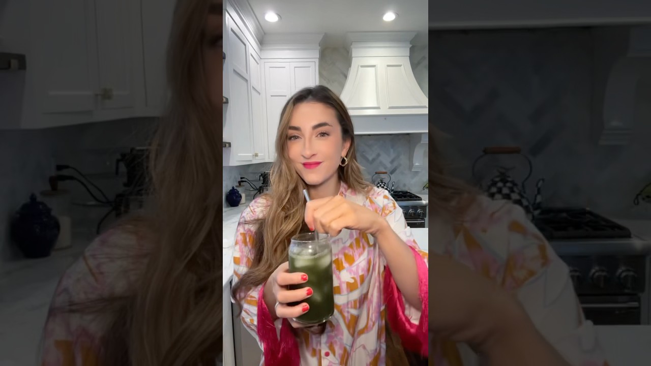 Get the greens that have it all PLUS clinical strength digestive enzymes. 🌿 