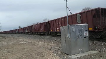 Northbound BNSF ES44C4 #6717 lead a unit ballast train passed M.P. 7.0 on the BNSF Front Range Sub.