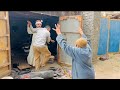 الحاج ابو سبع الليل جاي يصلح الفرده بتاعت العربيه عشان رايح مليونيه في طنطا سمير الشرقاوي 