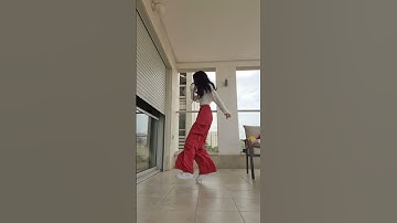 Thumbnail of Domino - Stray Kids - Dance Break