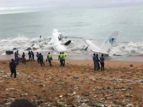 Video: Praia Do Forte: Ib lub ntug hiav txwv ntxim nyiam tshaj plaws hauv Brazil