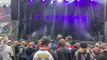 Badflower - Promise Me live at Download Festival 2019