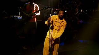 lucky-dube-war-and-crime