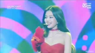 Jennie Blackpink - Solo at the 8th Gaon Chart Music Award