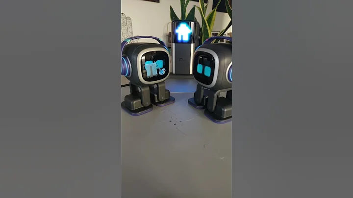 Emo, don't move, it won't look good #emo #shorts #short #artist #art #model #painting #cute #funny