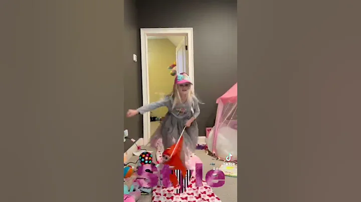 Fashion Show 2022 - Summer Fun with Olivia