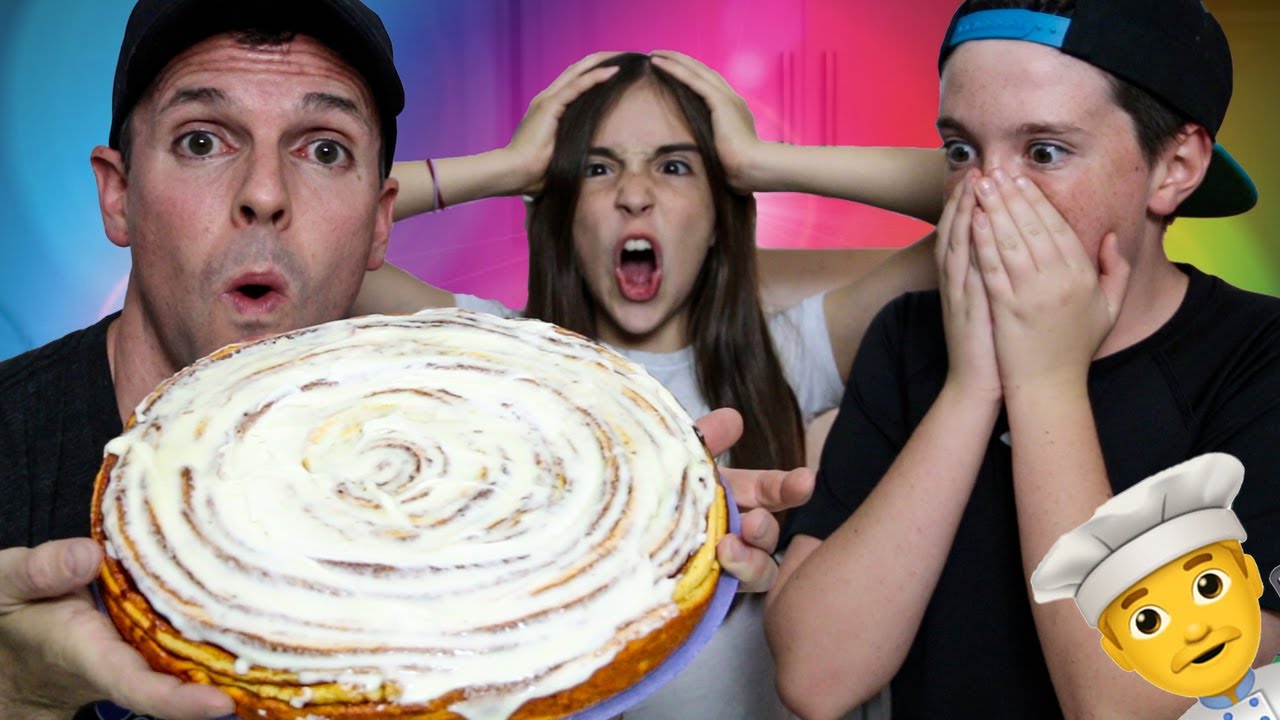 vlogs in spanish THE WORLD'S BIGGEST CINNAMON ROLL?!