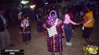 BAILE SOCIAL CON FAMILIA MUSICAL
