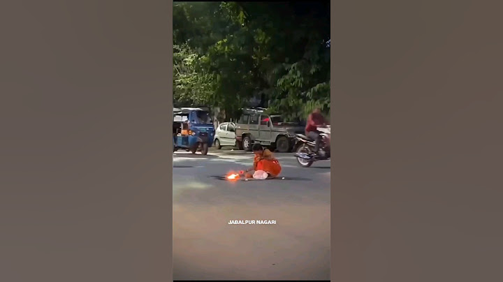 Road pe jadu totka 😱 #ghost #totka #shortsfeed #horrorstories #creepy