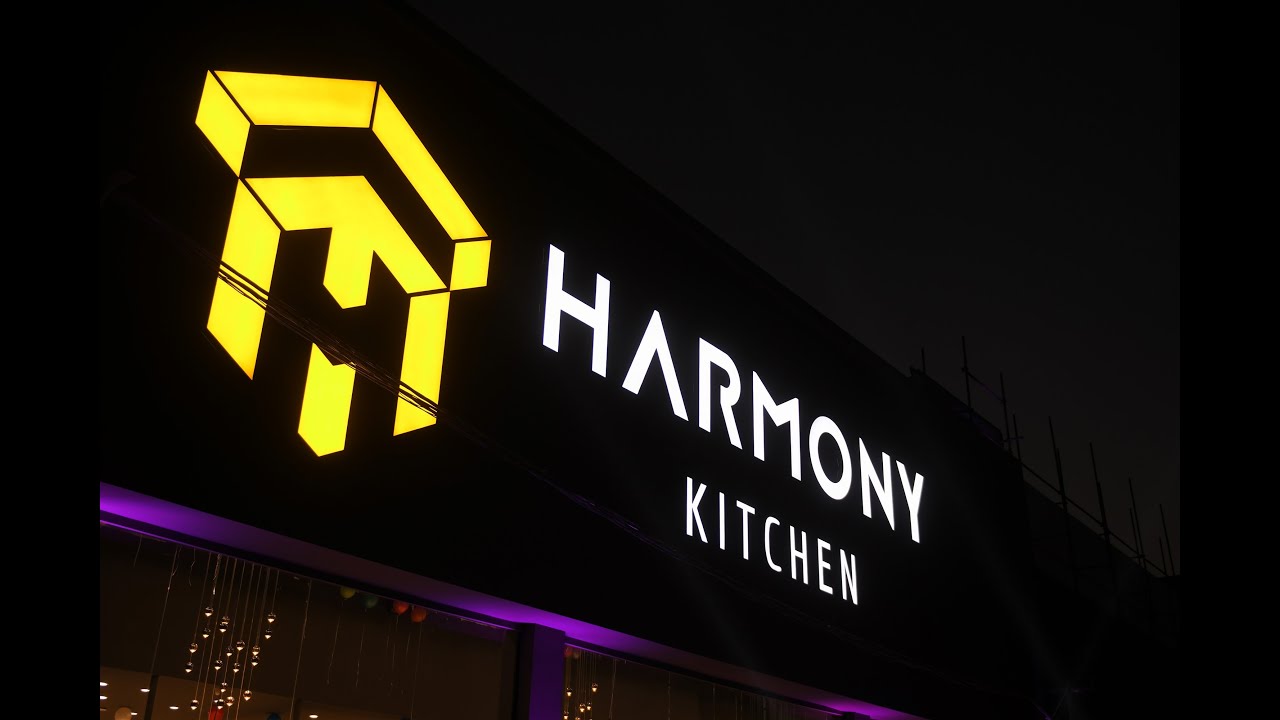 اعلان افتتاح مطابخ هارموني فرع الموصل