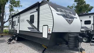 REAR KITCHEN 2023 30RKQS Puma by Palomino by Arrowhead Camper Sales, Inc. 207 views 11 months ago 8 minutes, 44 seconds