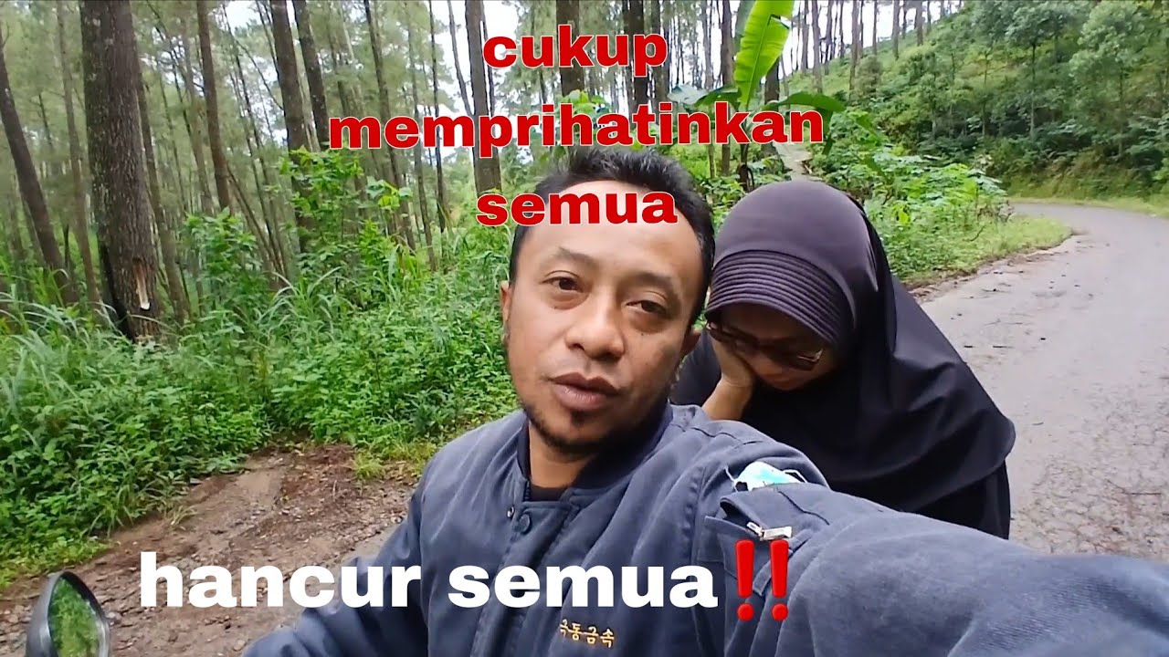 Jalan-jalan disekitar penebangan perhutani