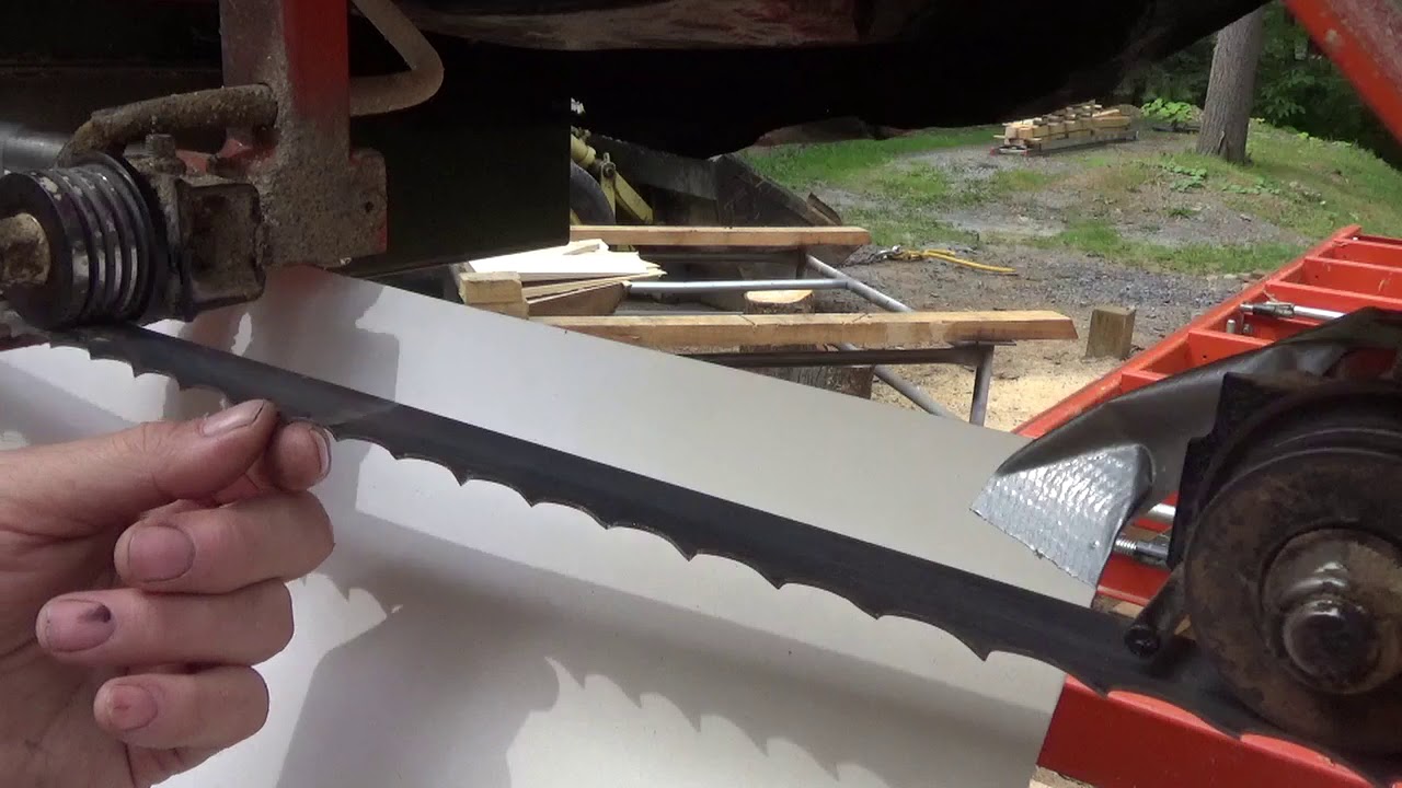 A little more about sharpening Woodmizer blades for the LT15 YouTube