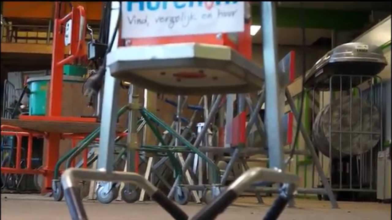 Makkelijk tegels en stenen tillen met een stenenzuiger | Huren.nl