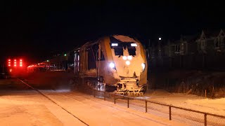 [8 HOURS LATE!] VIA Rail Train P084 Eastbound at Mount Pleasant GO Station