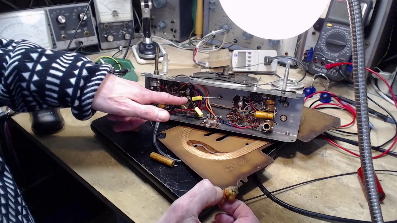 Zenith 6J05 Tube Radio Video 3 Six Wax Capacitors Replaced YouTube