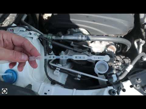 Как залить омывающую жидкость в Mazda 6