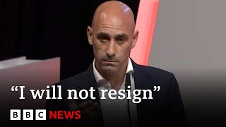 Luis Rubiales: Spanish football boss refuses to quit after Women's World Cup kiss - BBC News