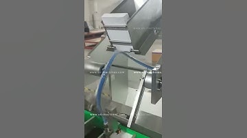 Automatic paper leaflet manual placing coveyer feeding product cartoning machine encasing line