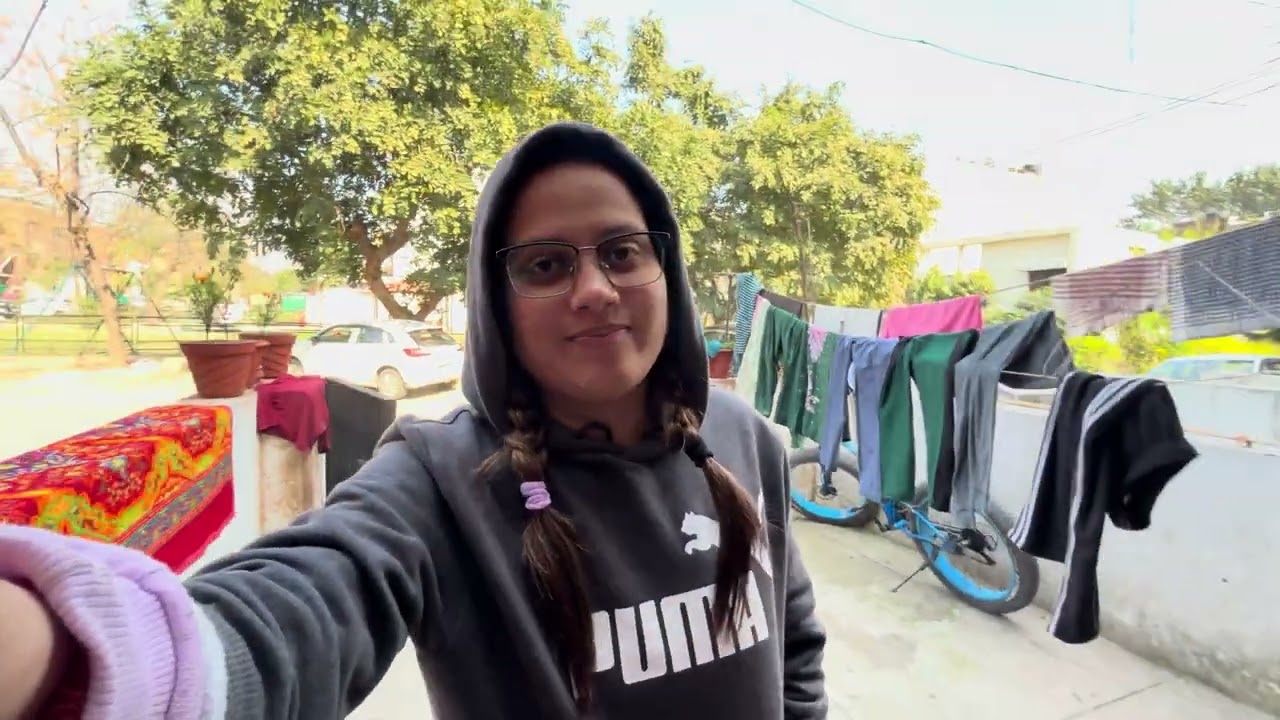 Traditional Indian Lunch at Home | Kaddu Ki Sabzi & Puriyan#food #foodie #foodlover #foodblogger 