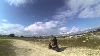 Scoot Kings Charleston wastelands Ruckus, Vespa, M