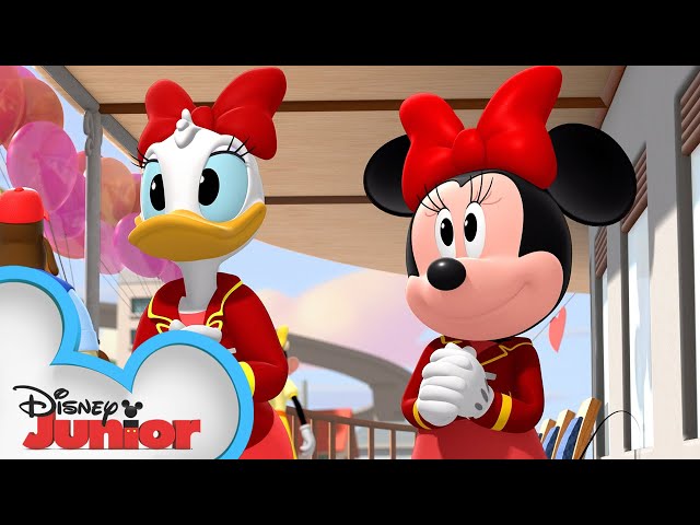 Happy Helpers Valentine's Day Party!💞| Mickey Mouse Roadster Racers | @disneyjunior class=