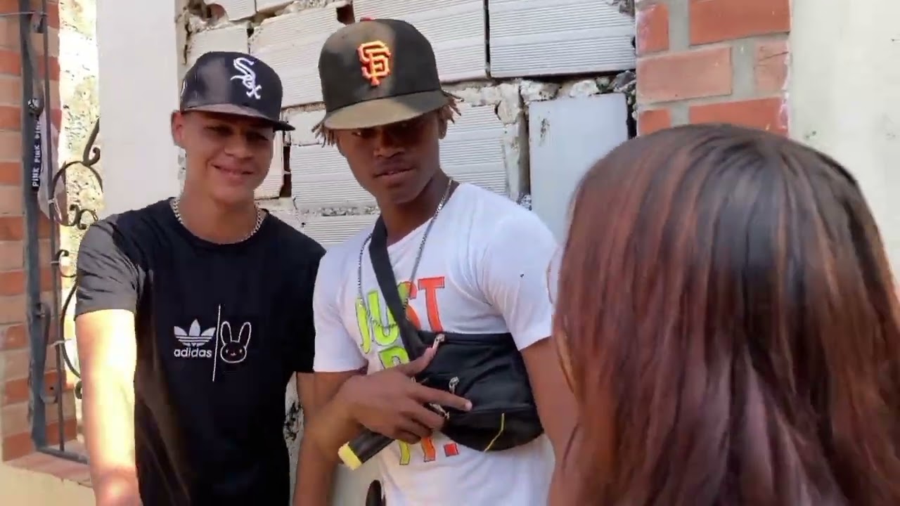 Una vida bajo mundo Cap 1