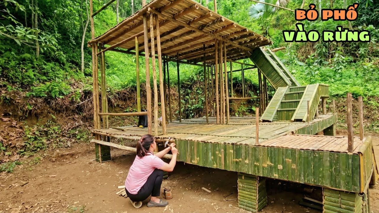 Cô Gái Một Mình Sinh Tồn Trong Rừng Việt Nam - Xây Biệt Thự, Trồng Rau & Nuôi Cá Để Tự Cung Tự Cấp