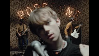 Vignette de la vidéo "Blur - Popscene (4K Official Music Video)"