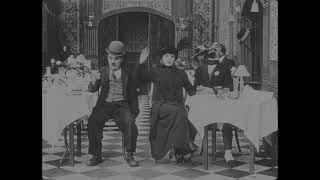 Carlitos se Diverte (A Night Out) - 1915 - Charles Chaplin - Legendado