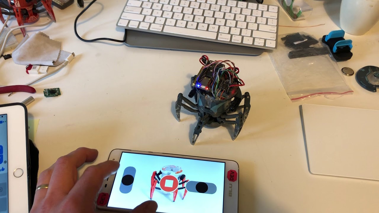 RC HEXBUG Battle Spider - YouTube