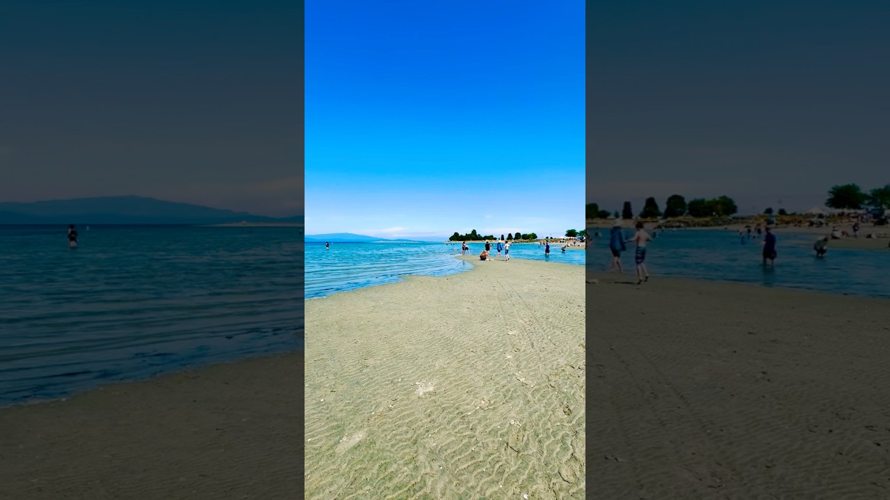 Relaxing on the beach at Parksville BC Canada 🇨🇦