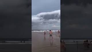 Nuvem apocalíptica no litoral de São Paulo  #shorts #misterio #nuvem #sp