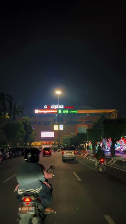 indahnya kota Semarang malam hari