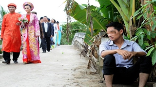 Chia tay 3 tháng người yêu cũ lột xác chóng mặt bèn cố nối lại tình xưa và cái kết đắng lòng