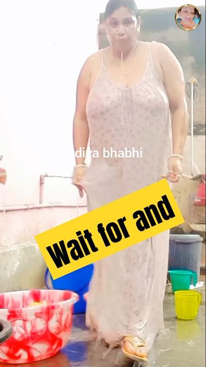 Bathing vlog aunty #bathing # bhabhi bathing #sexy#shots