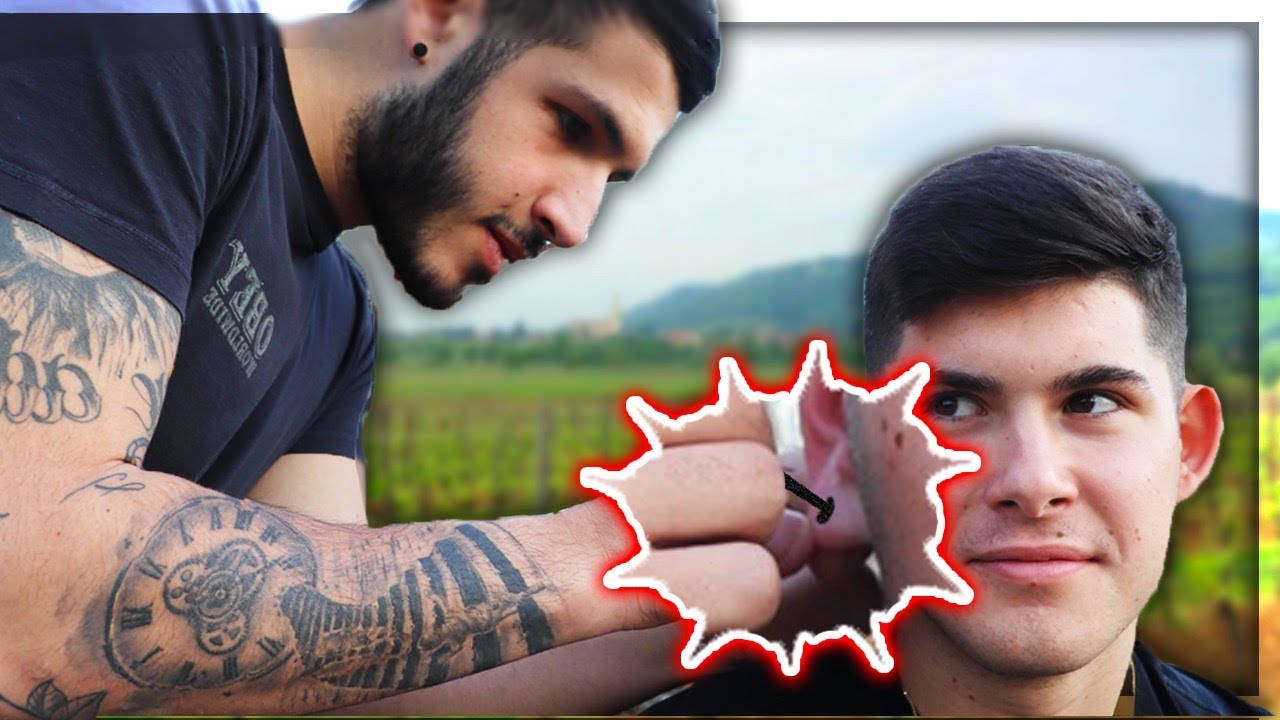 CHIEDERE a SCONOSCIUTI di FARMI L'ORECCHINO