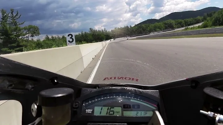 Honda RC51 @ Club Motorsports: July 2022