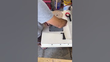 Router bit change made easy