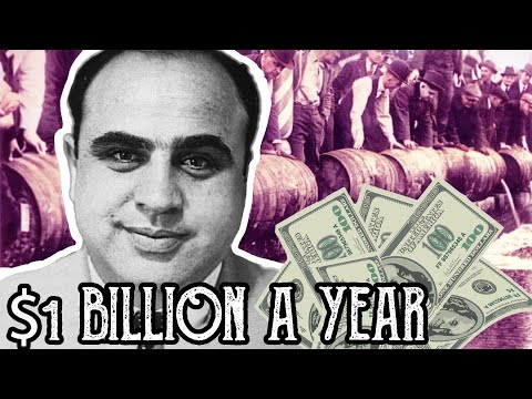 Videó: Al Capone Net Worth