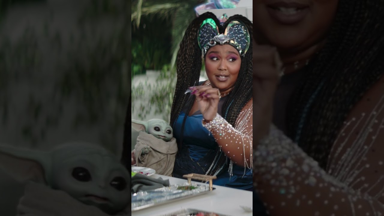 Lizzo & Jack Black Enter the Star Wars Universe In The Mandalorian #shorts