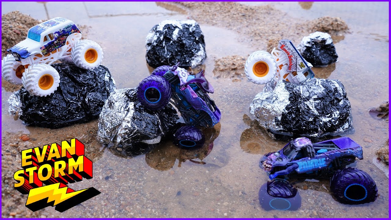 Monster Trucks From Outer Space Monster Jam Gears and Galaxy New Trucks