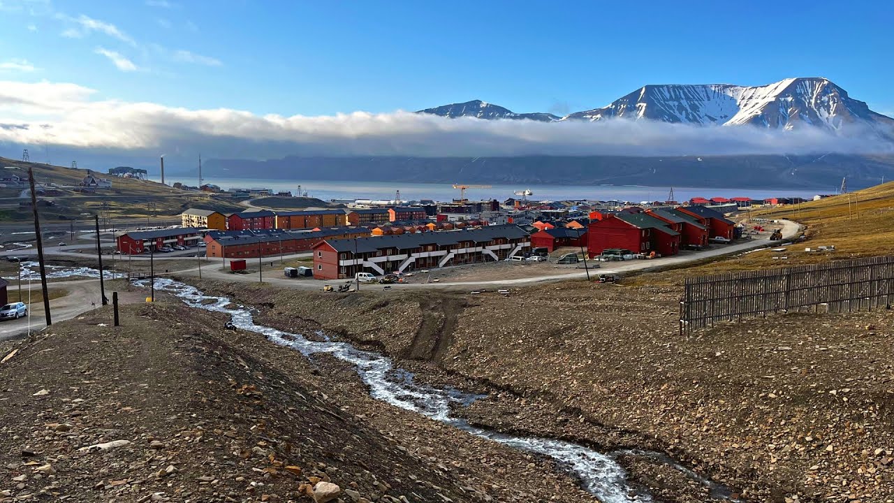 Longyearbyen: The Northernmost Town In The World | Europe To The Maxx