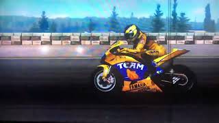 MOTOGP 06 XBOX 360 BRNO LAPS 2 VALENTINO ROSSI YAMAHA RACING YAMAHA YZR-M1 4-STROKE INLINE 4