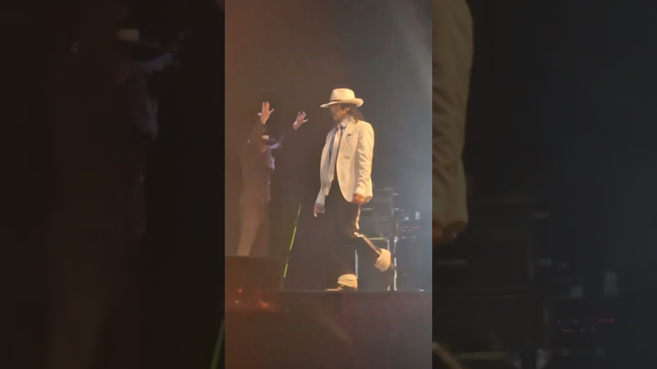 Sergio cortes Michael Jackson Smooth Criminal Live Milano 2023