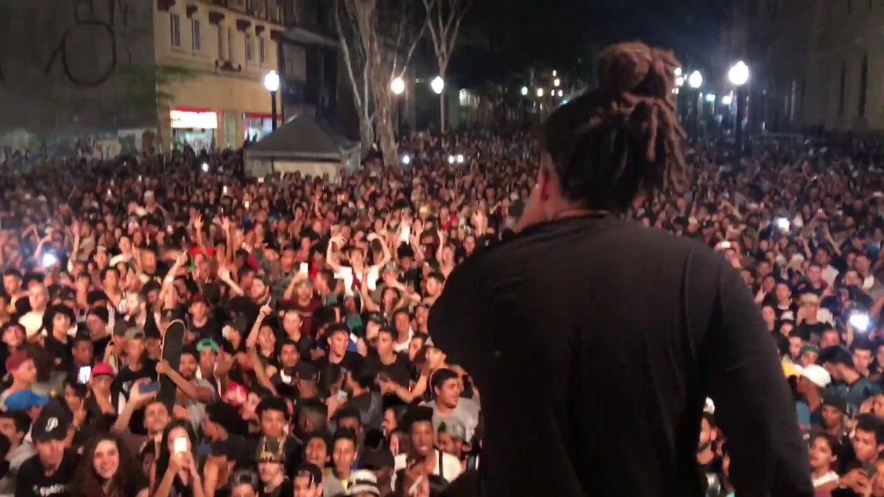 oriente s.a Froid se joga na multidão ( Rap Box Live 2017 )