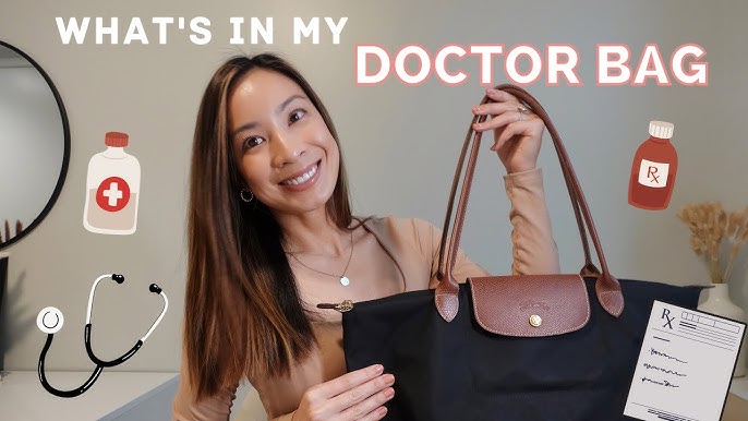 How To Style Statement Bags Into a Classic Look - My Life in Medicine