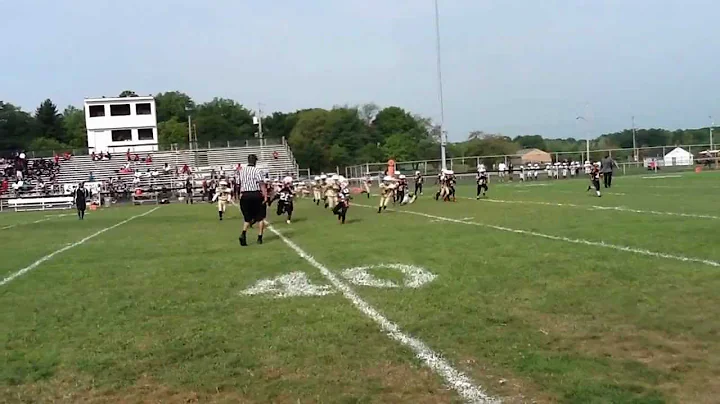 Duane, Rakyi and Bonner on the tackle